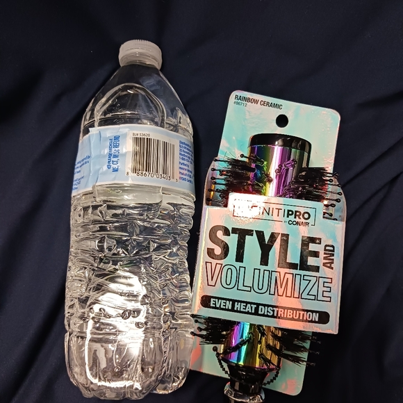 INFINITI PRO CONAIR RAINBOW CERAMIC ROUND BRUSH - Picture 6 of 7